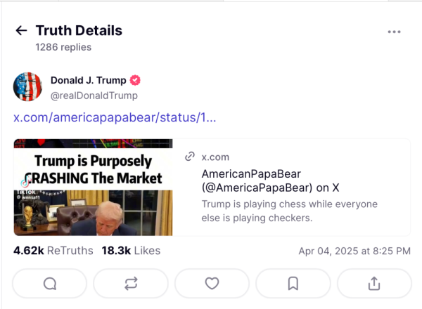 华泰优配 特朗普回应股市崩盘：暗示自己是“故意” 喊话美国人民“挺住”