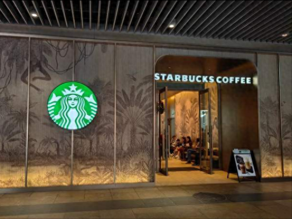 联美配资 高瓴360亿吞星巴克中国? 瑞幸“幕后大佬”操盘两大咖啡死敌!