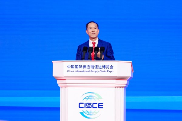 环球策路 全棉时代亮相链博会，展现一朵棉花的无限可能